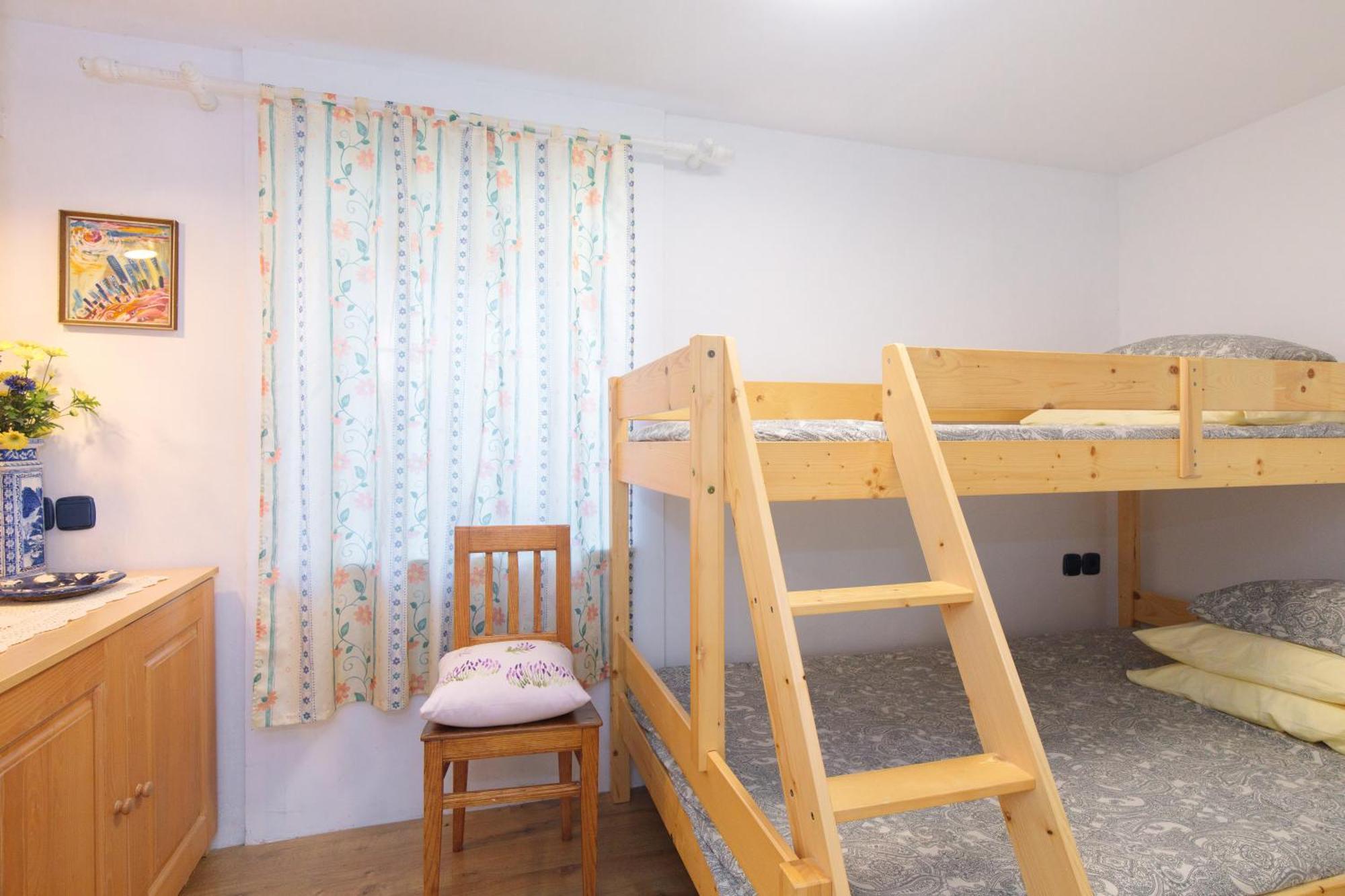 Apartment Villa Marija, Pinezici Krk Town Eksteriør billede